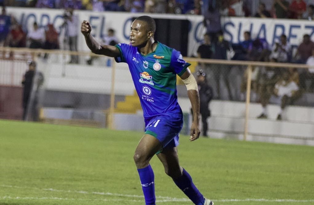 Metapán se impone por la mínima en casa.