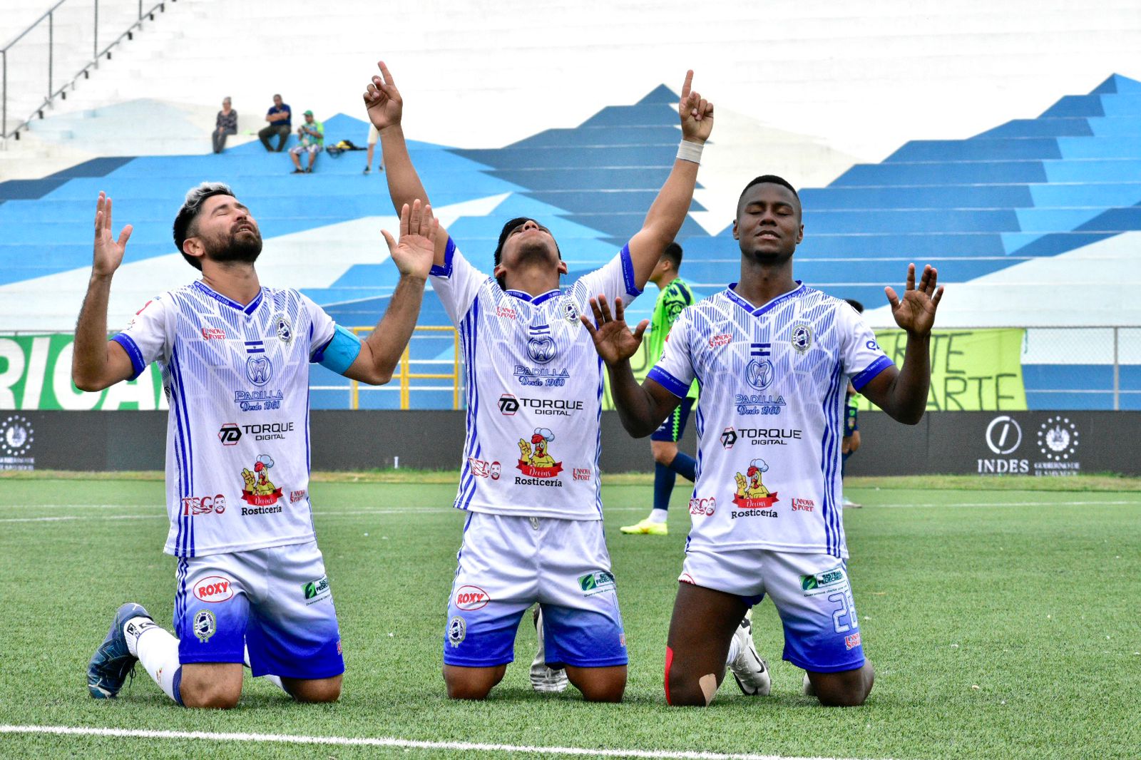 Santa Tecla saca un empate ante Fuerte San Francisco