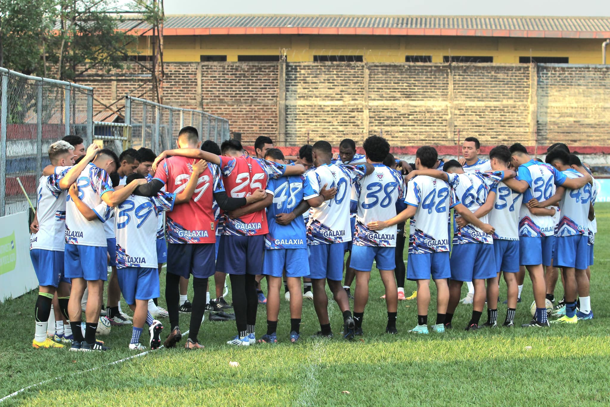 Firpo y Limeño, por el boleto a cuartos de final