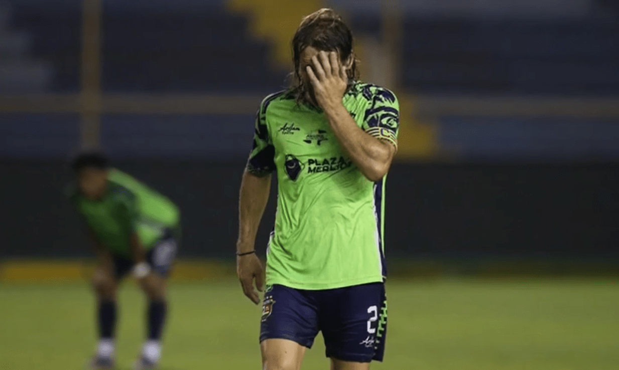 Santa Tecla pierde ante Firpo y se despide de la Primera División