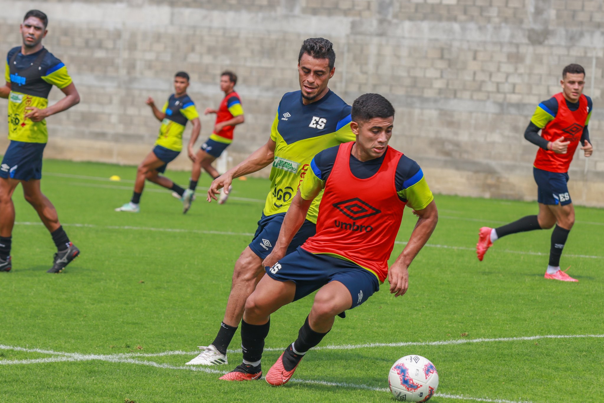 La Selección de El Salvador, inició los entrenamientos