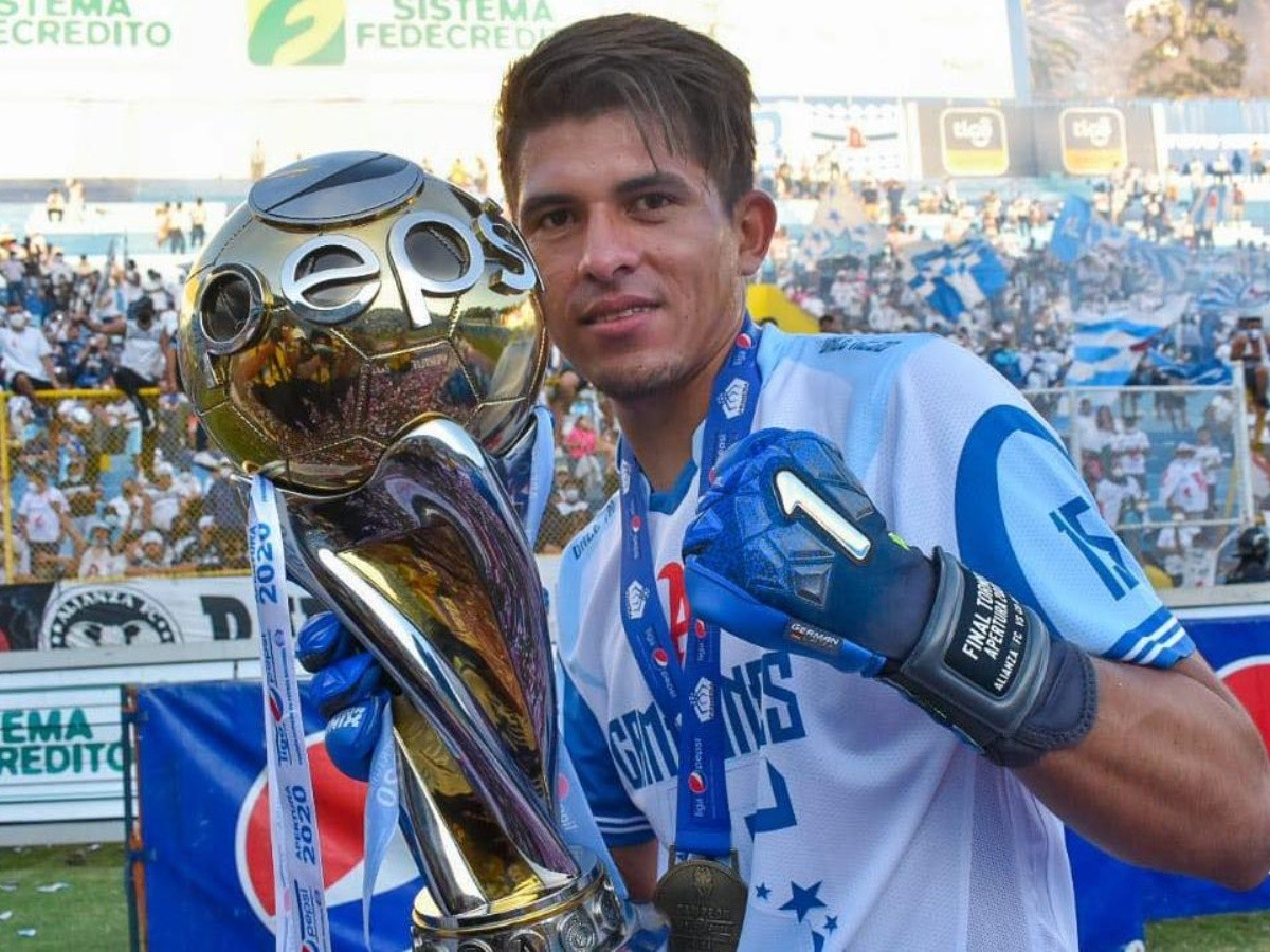 Mario González seguirá vistiendo la camiseta de Alianza.