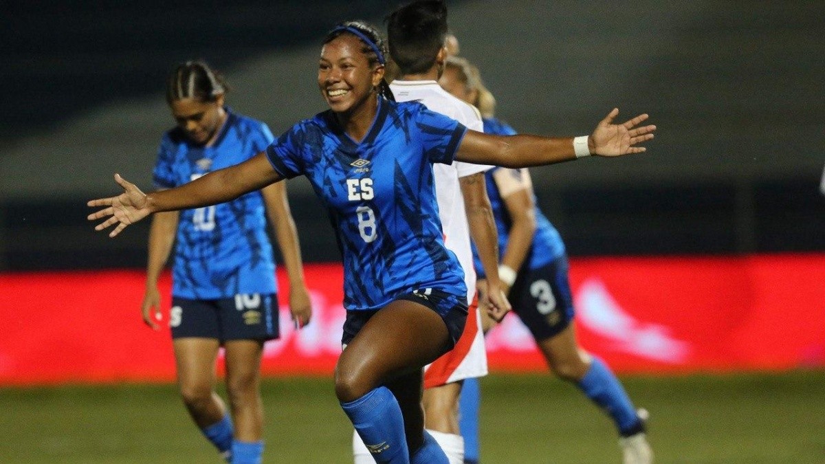 La Selecta Femenina golea a Perú en Las Delicias