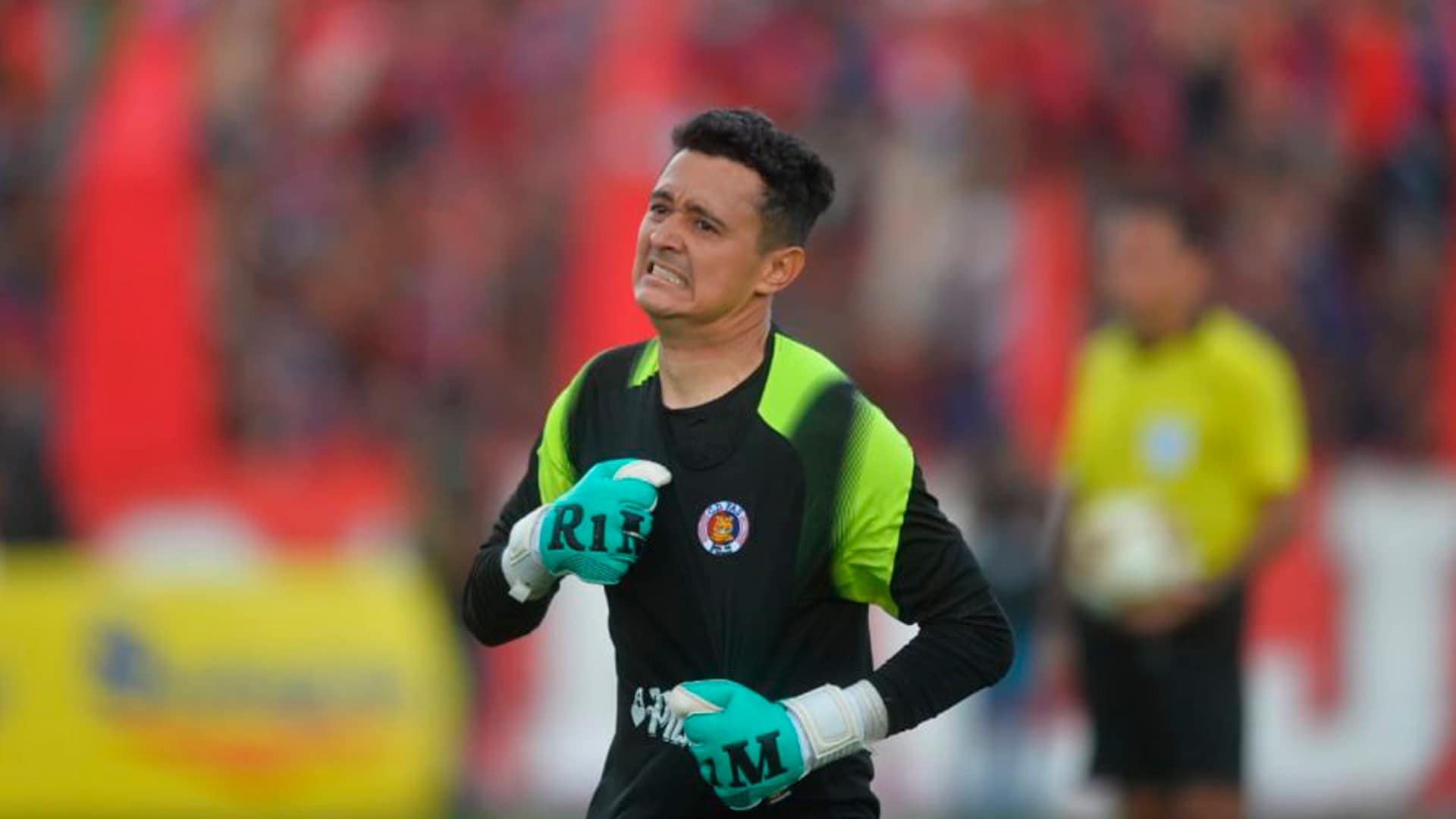 Kevin Carabantes anuncia que dejará el FAS en Diciembre