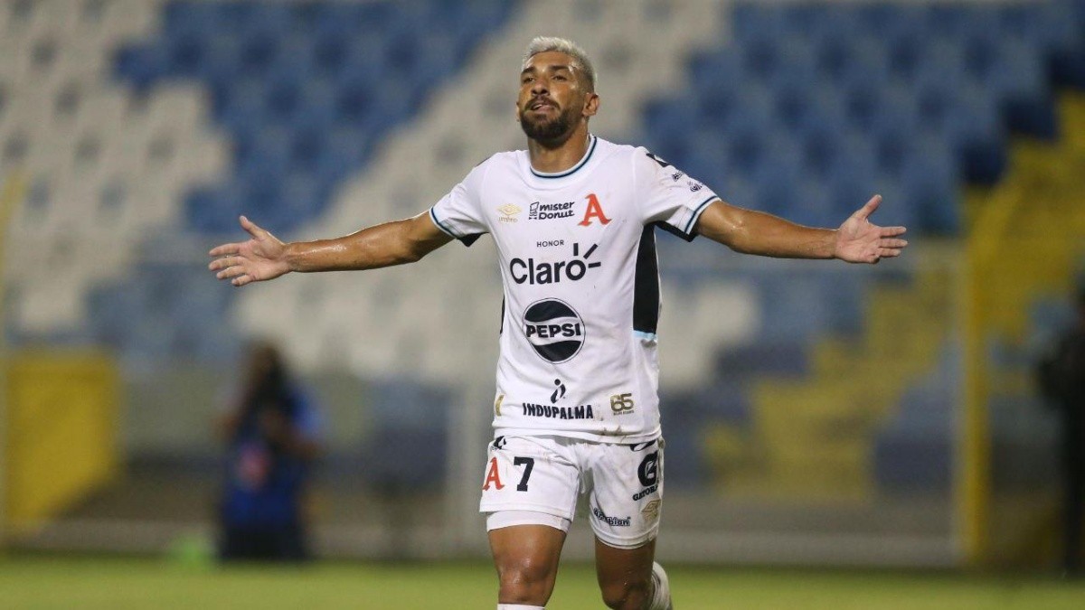 Alianza golea al Firpo 5-2 en Copa Centroamericana