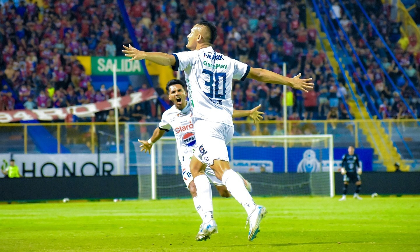 “Este es el mejor momento de mi carrera” Emerson Mauricio