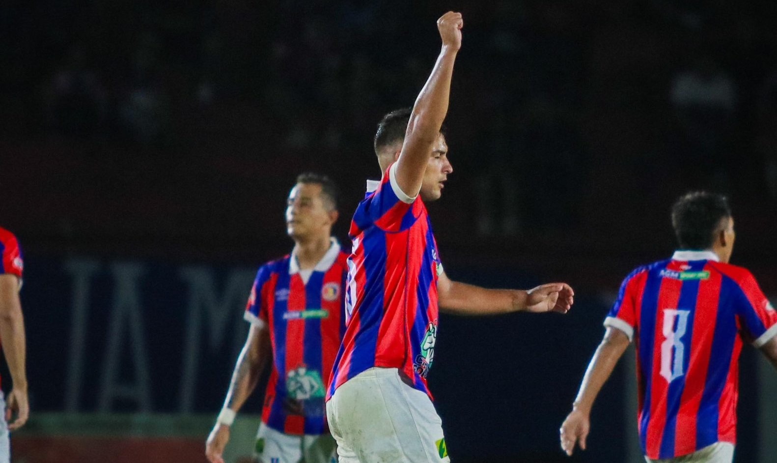 “La charla fue de salir a comerlos” Emiliano Villar