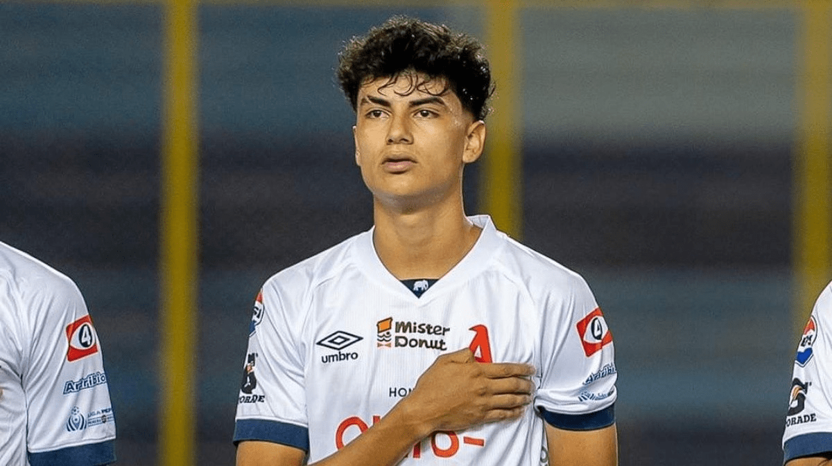 Christopher Guardado sufre lesión durante práctica con Alianza