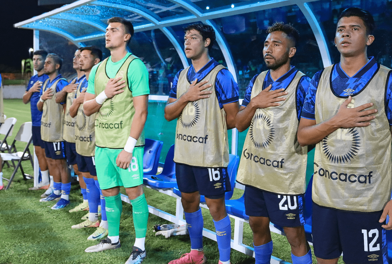 Donde podes ver El Salvador – San Vicente y las Granadinas