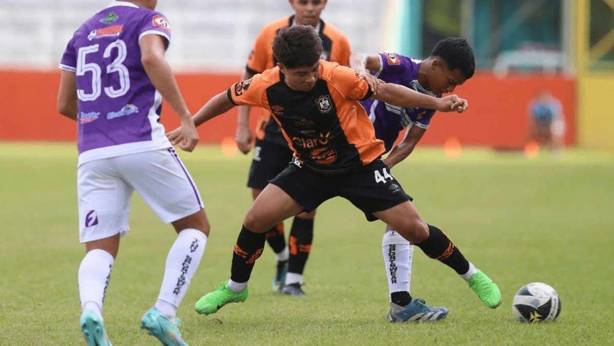 Águila y Platense se reparten un punto en San Miguel