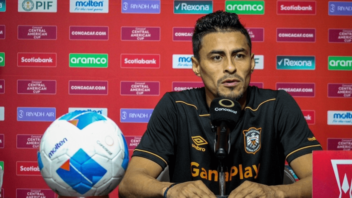 “Tenemos que pegar en el momento indicado” Darwin Cerén