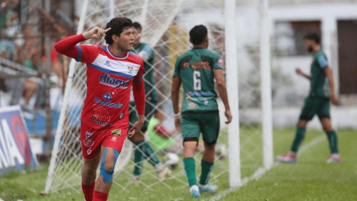 Firpo vence a Dragón y recupera el liderato del Apertura