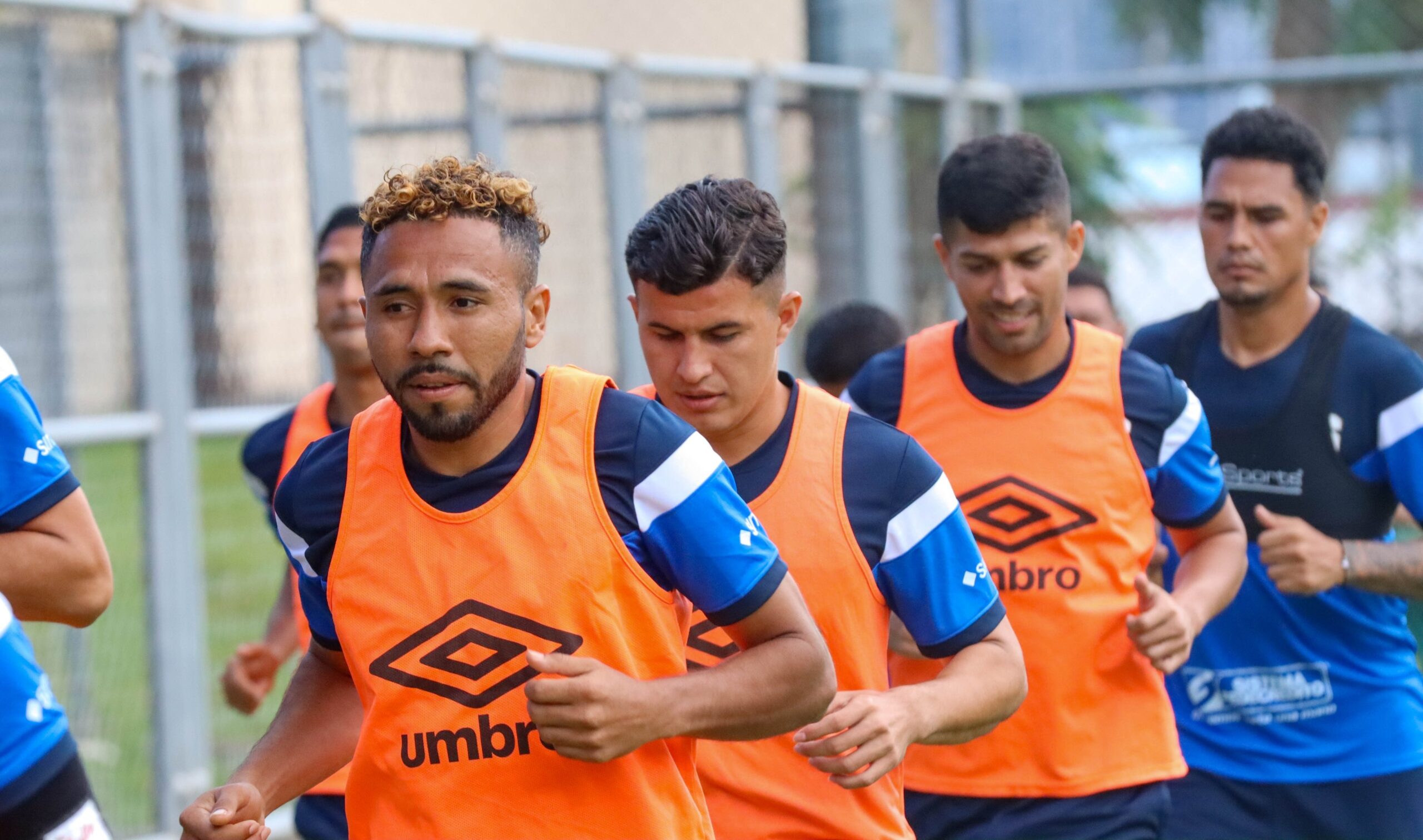 La Selecta arranco los entrenos de manera incompleta