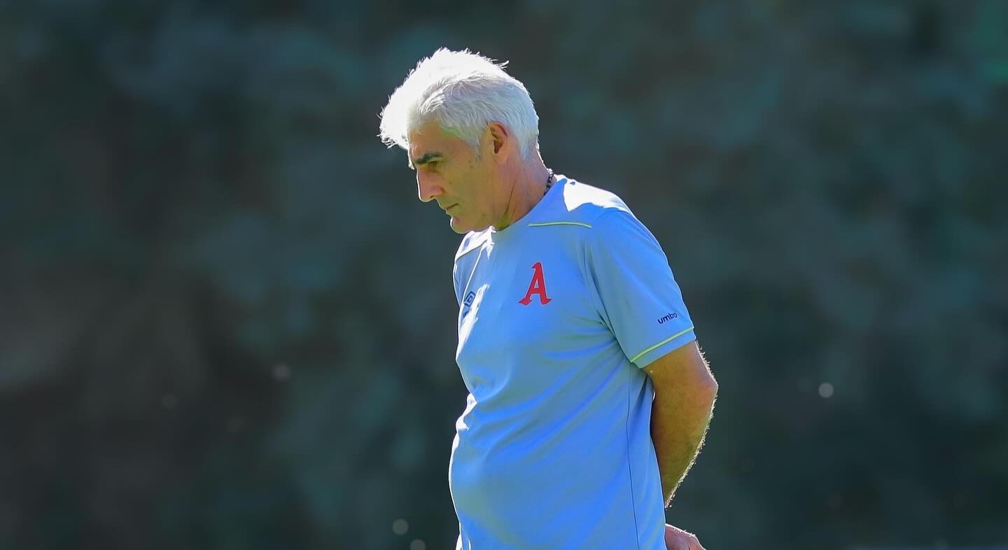 “Los jugadores se ponen y se sacan ellos” Ernesto Corti