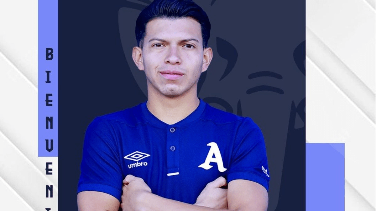 Allan Ocón es presentado como nuevo fichaje de Alianza