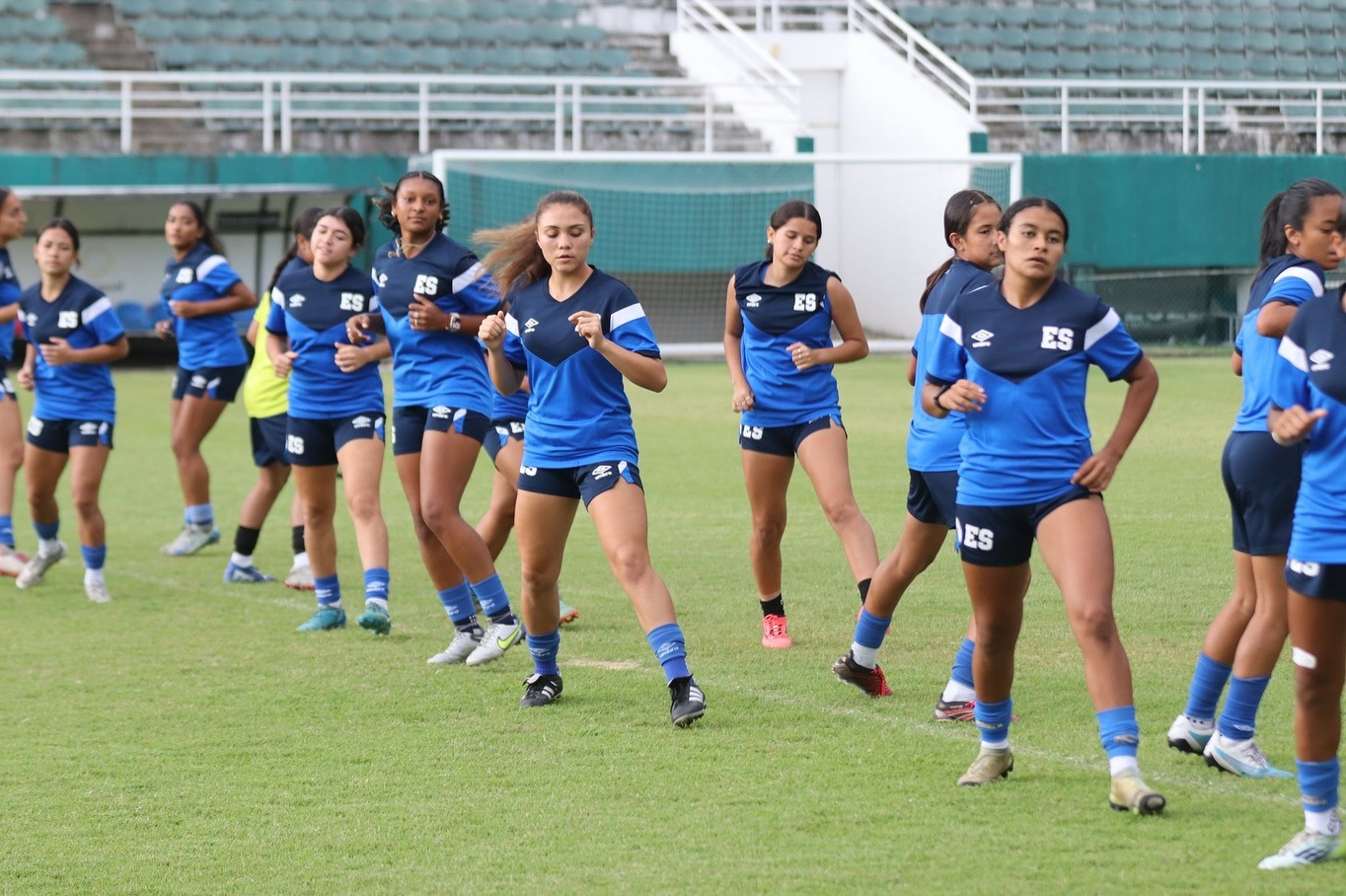 La Femenina Sub-20 se ve obligada a ganar y golear en su segundo juego