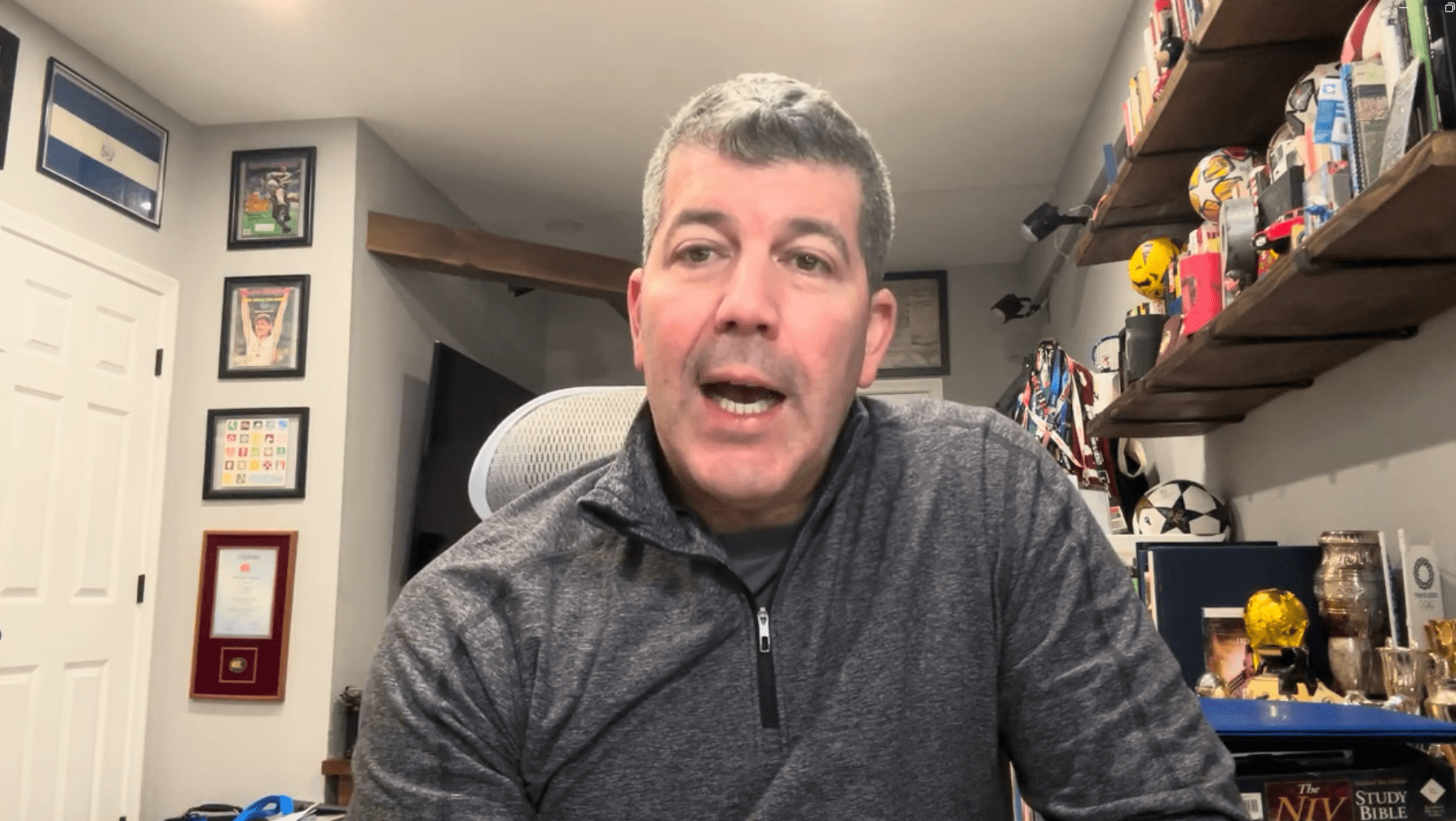 “El Bolillo Gómez no llega con la promesa de jugar bonito, sino con la intención de competir” Fernando Palomo