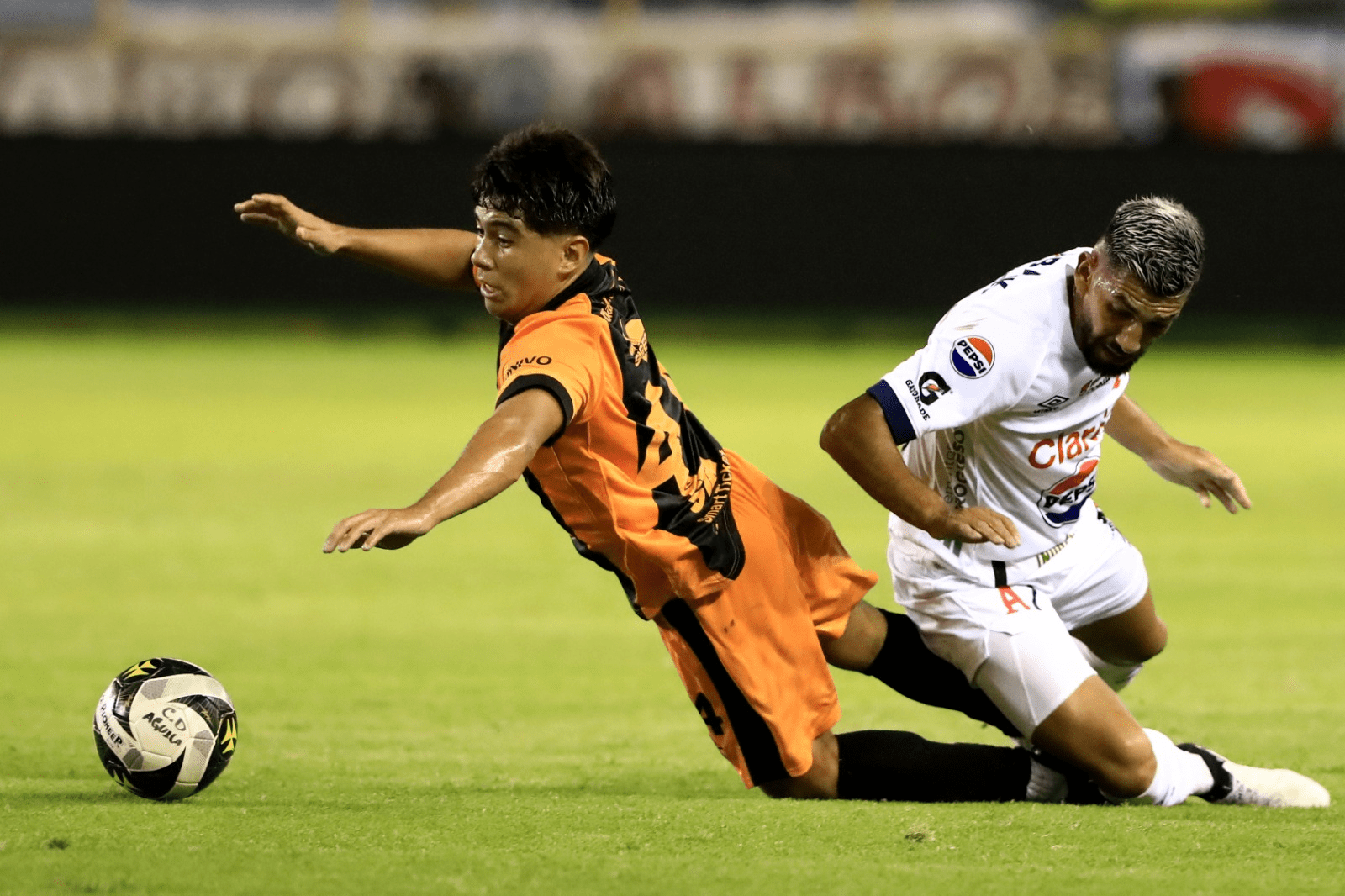 Águila recibe a Alianza en el Mágico González