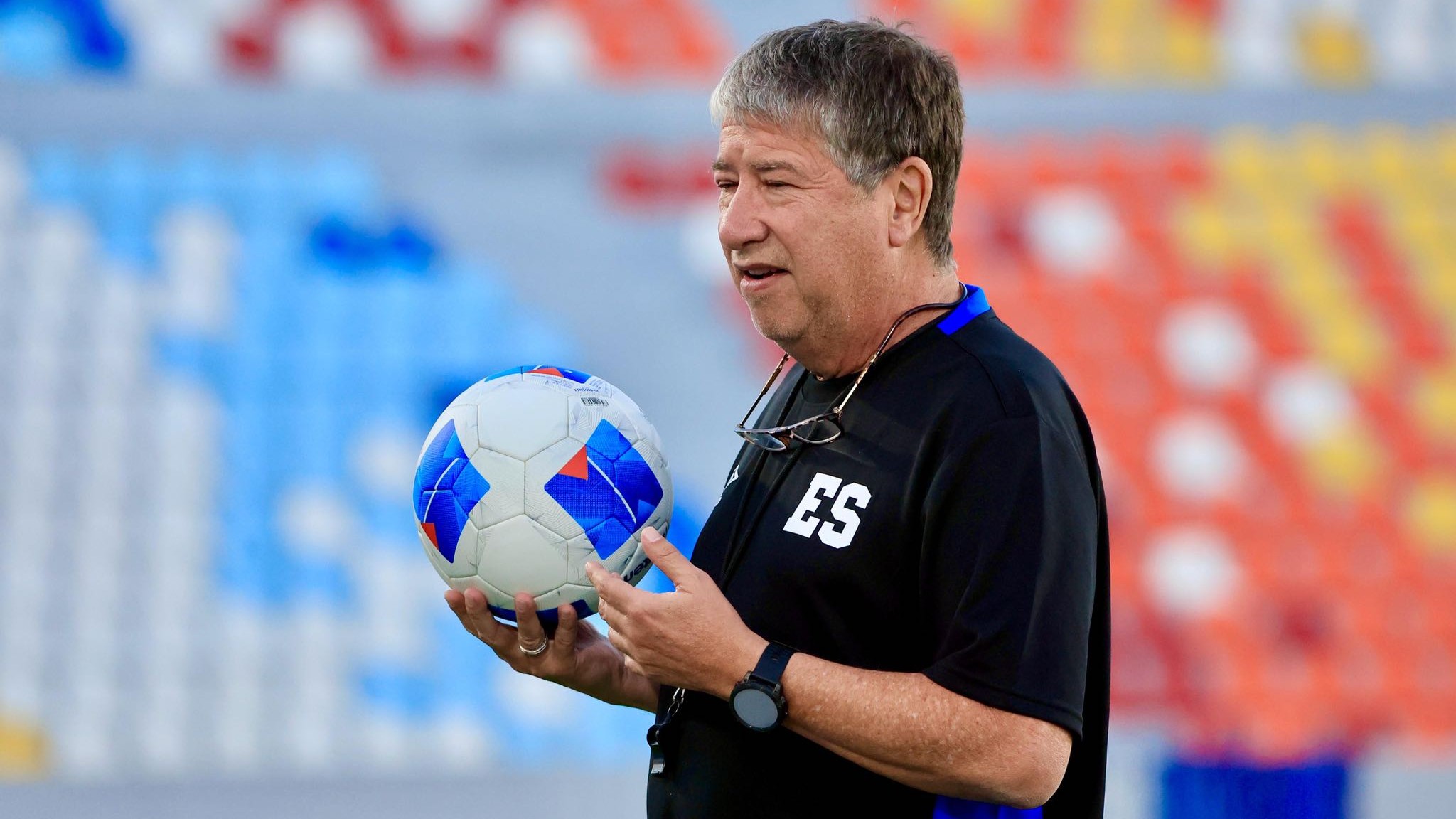 Hernán “Bolillo” Gómez confirma la alineación titular para enfrentar a Pachuca