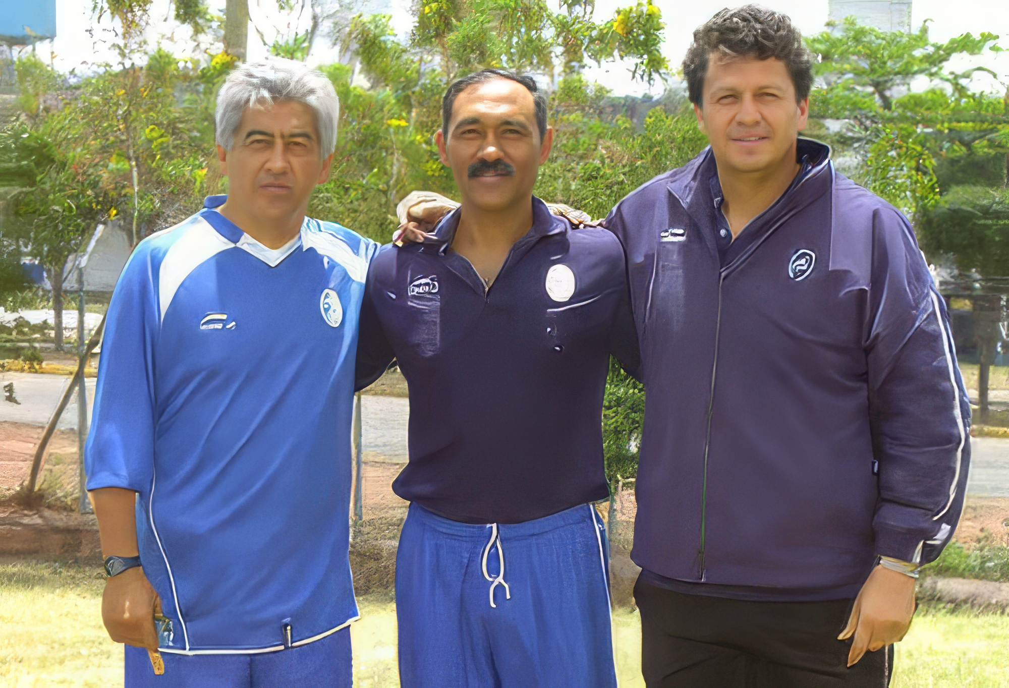 Gianni Infantino expresa sus condolencias por el fallecimiento de “Pájaro” Huezo