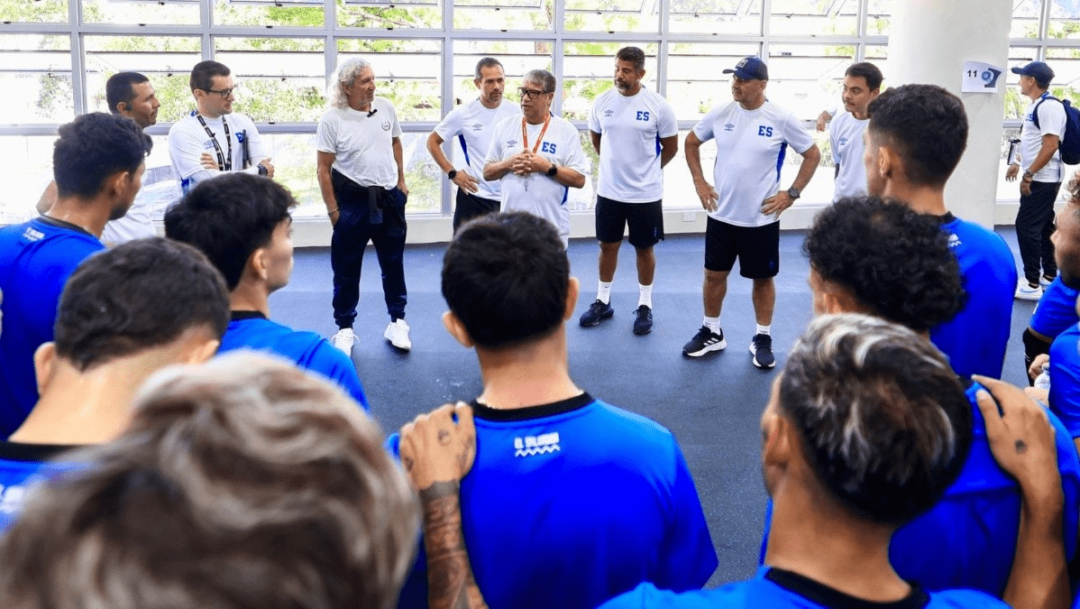 “Tenemos que seguir confiando en ‘Bolillo’, él puede ser un gran mentor” Melvin Cartagena