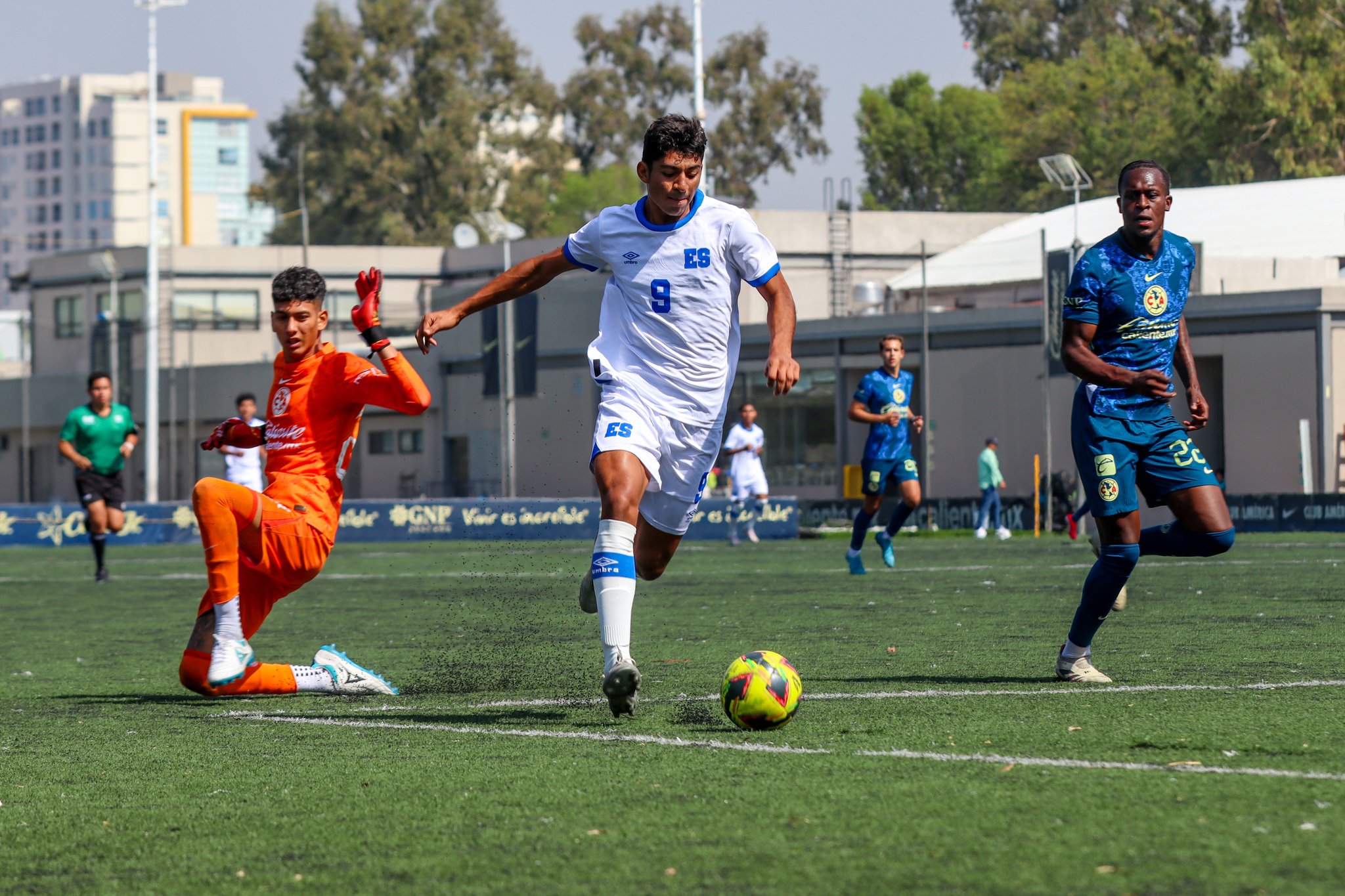 La Selecta Sub-17 sigue con pie firme en su gira de amistosos en México