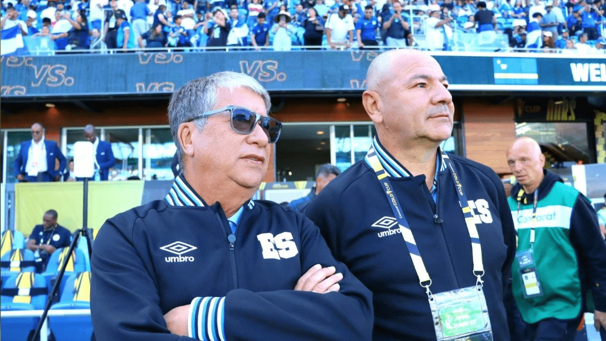 “Soy ciego, sordo y mudo ante la afición” Bolillo Gómez