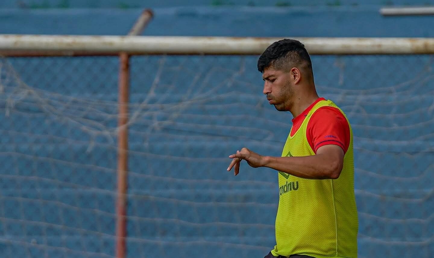 “Me voy tirar de cabeza, si es posible, para ser campeón con FAS” Nelson Bonilla