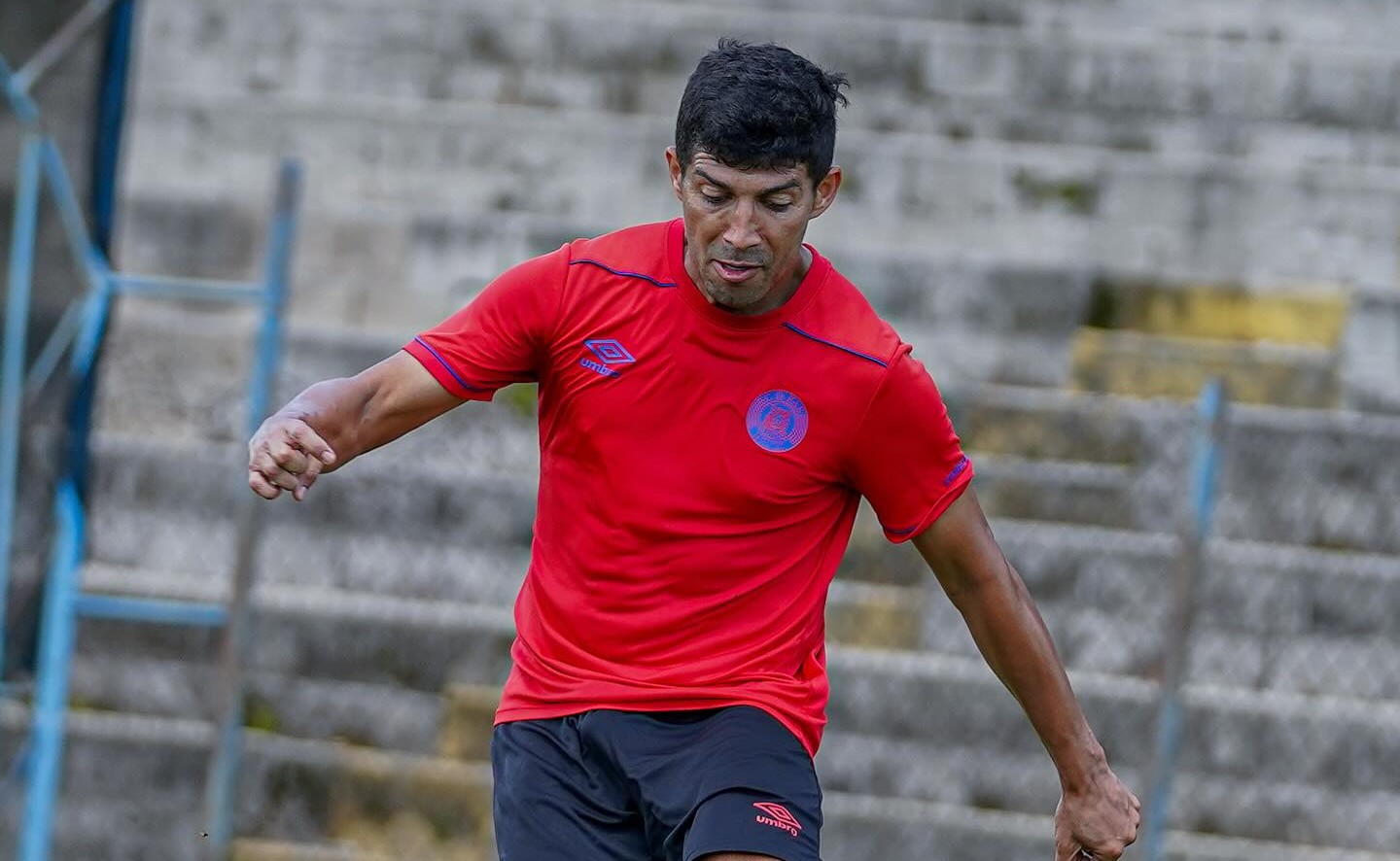 “Quiero quedar campeón con FAS” Nelson Bonilla