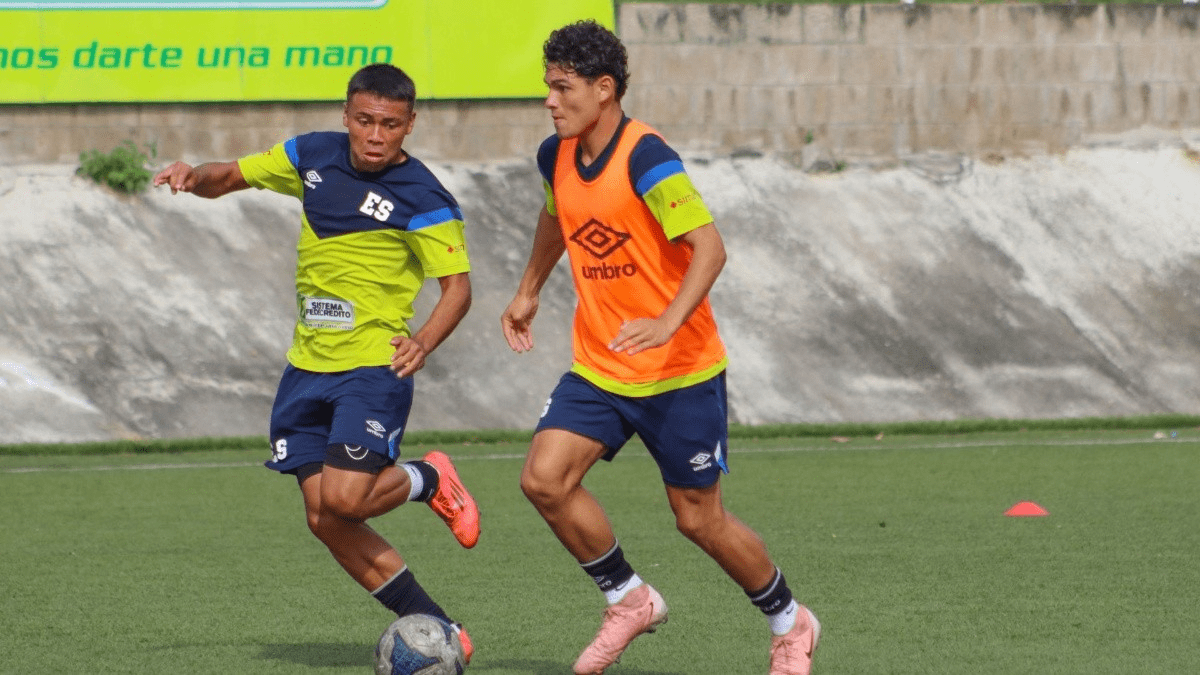 La Selecta Sub-17 salvadoreña vuelve a los entrenos