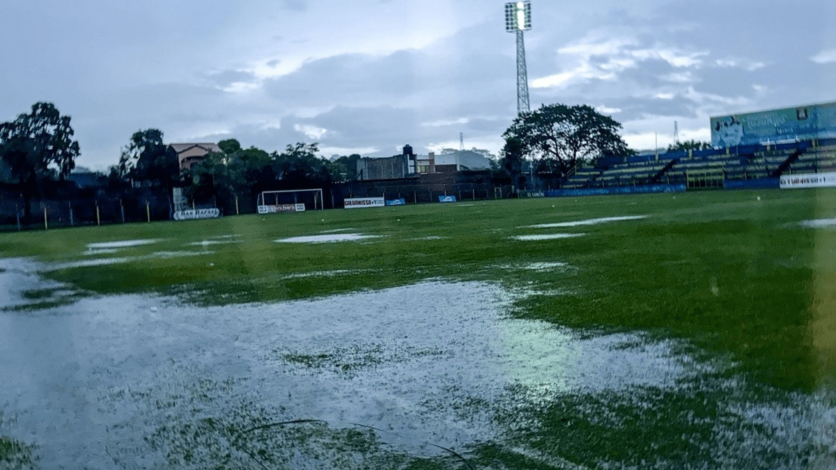 Partido entre Limeño y Metapán suspendido por las lluvias