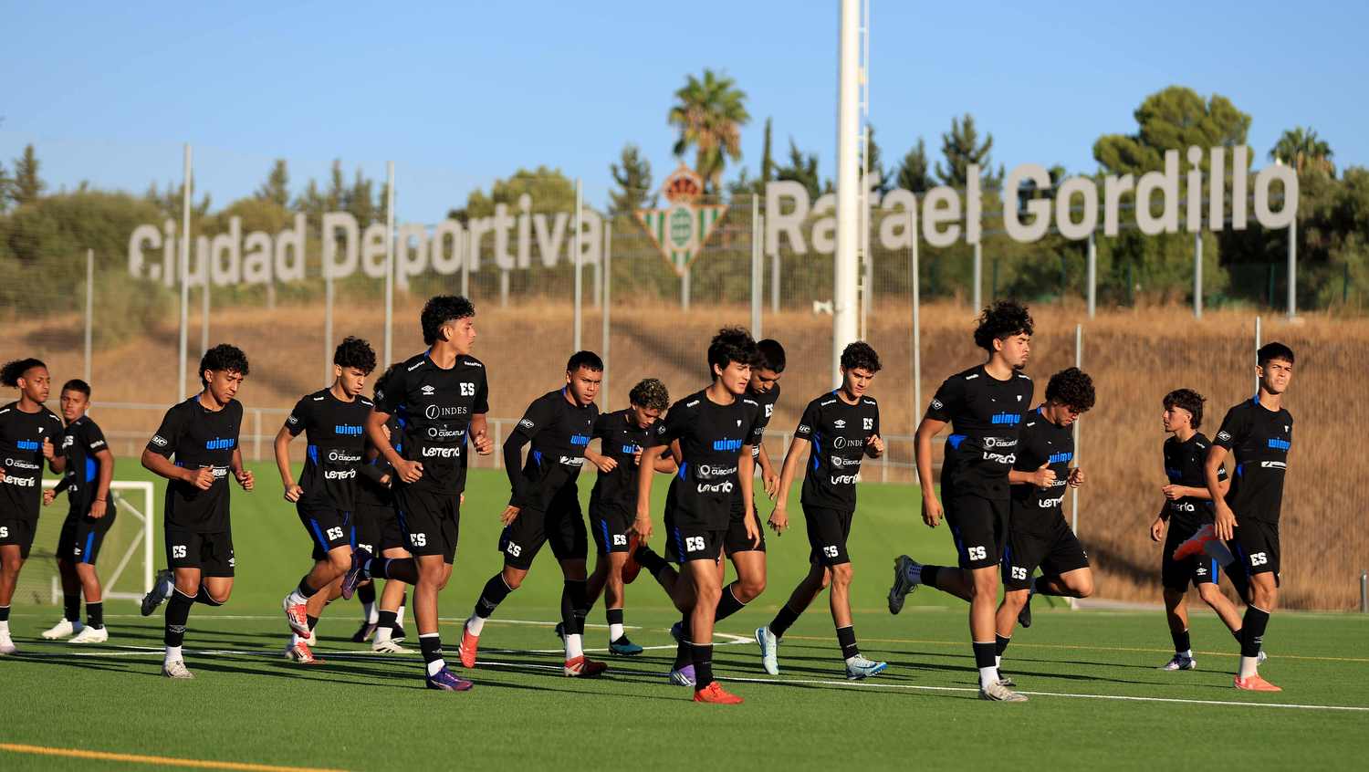 La Azulita Sub 17 disputa hoy su primer partido amistoso ante Real Betis