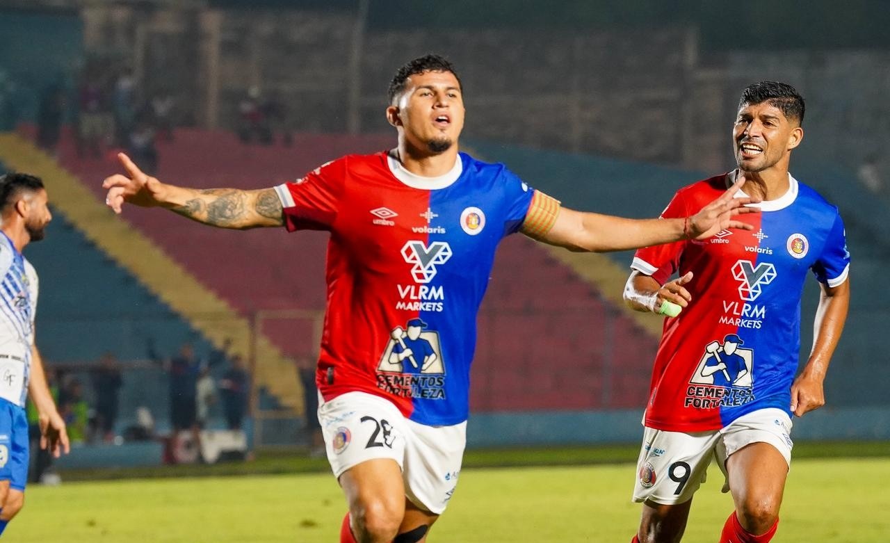 FAS goleó al Fuerte San Francisco y sube a la segunda posición