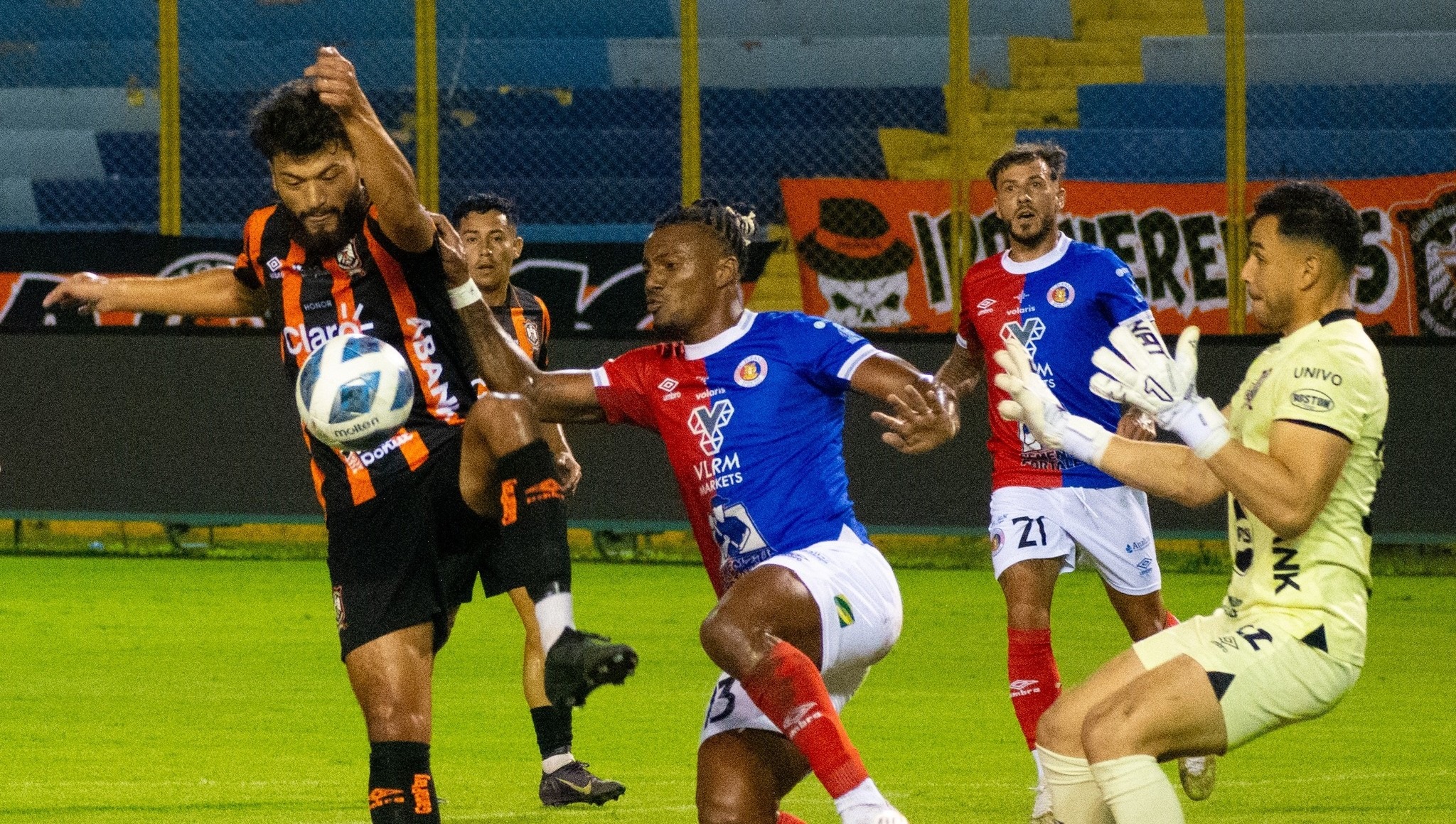 Águila y FAS empatan en el Clásico Nacional 270