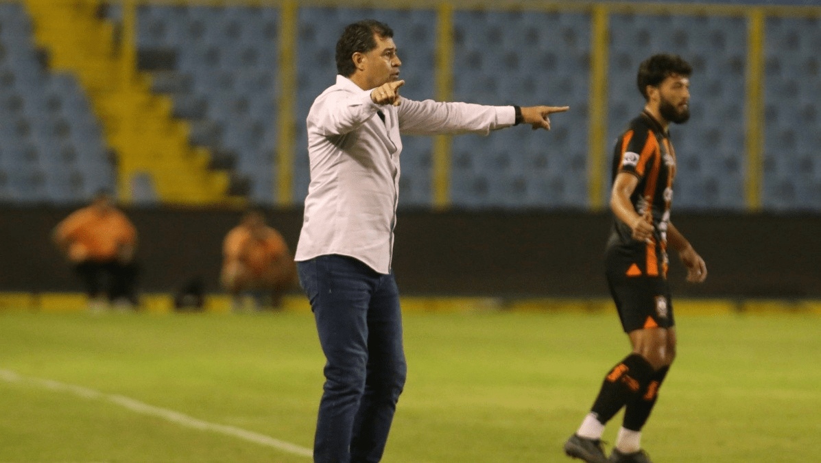 “Queríamos ganar el clásico, no pudimos” Juan Carlos Chávez