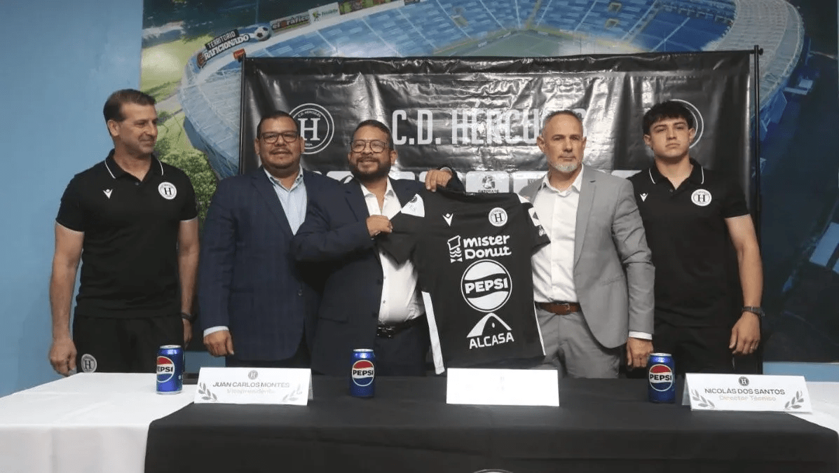 Hércules presento a su nueva directiva