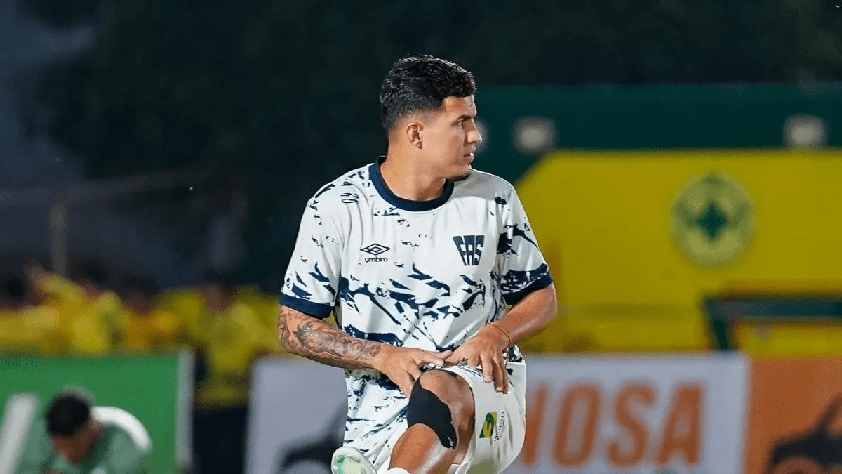 Dos partidos de sanción para Rudy Clavel tras su expulsión ante Alianza