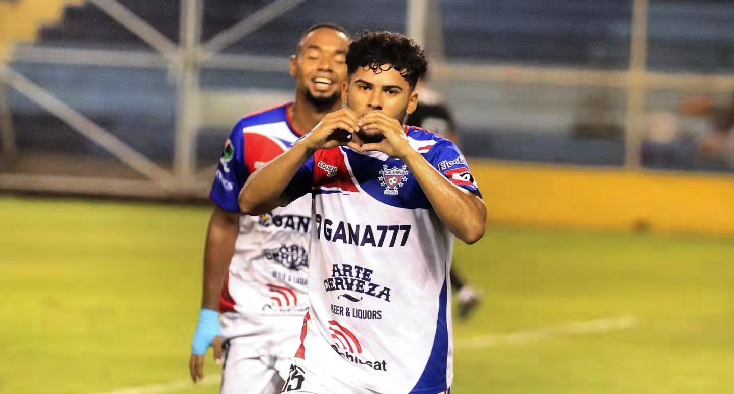 Firpo se golea al Hércules y sigue super líder del Apertura 2025