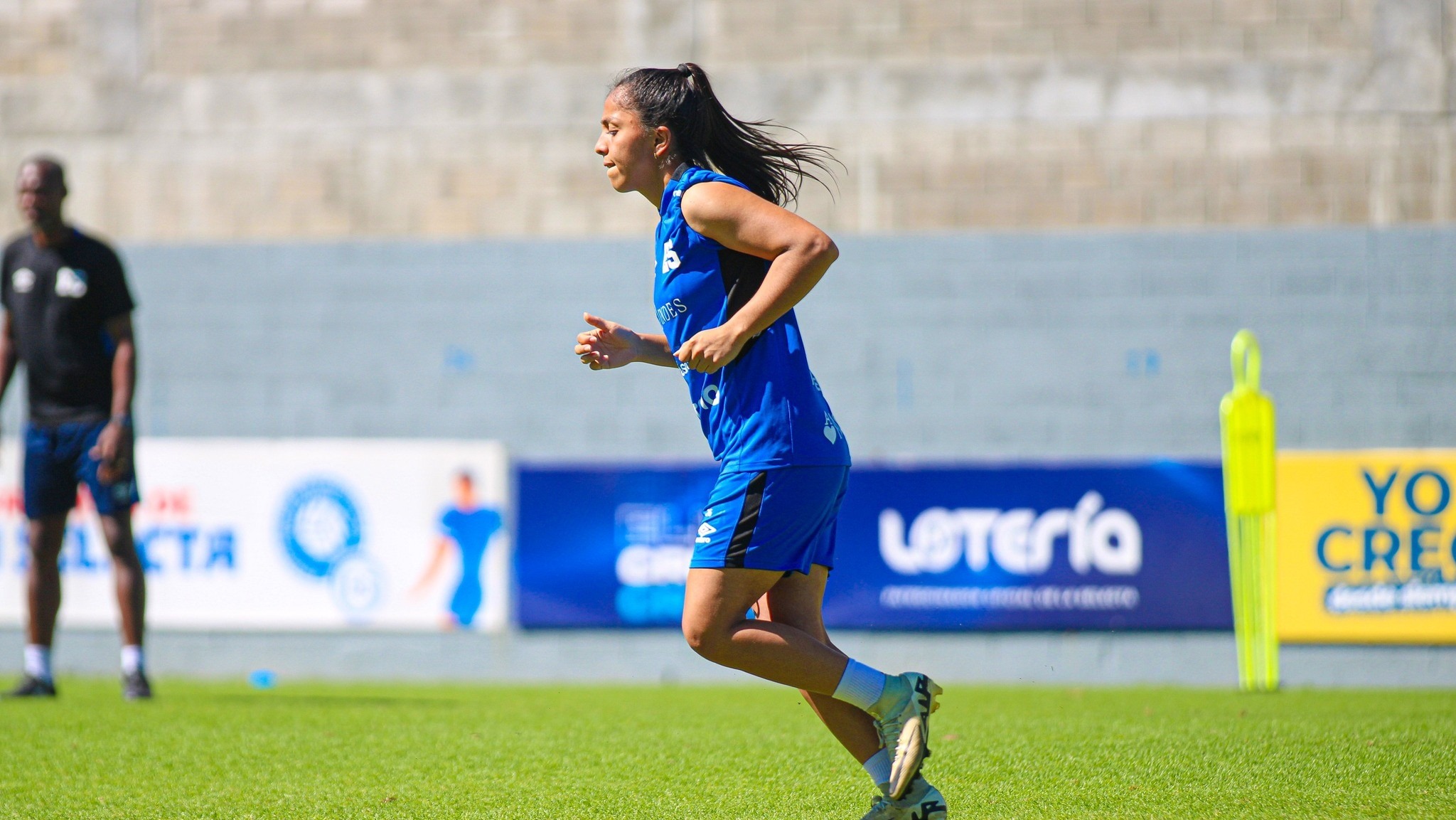 La Selecta Femenina se sigue preparando para su debut en la eliminatoria mundialista