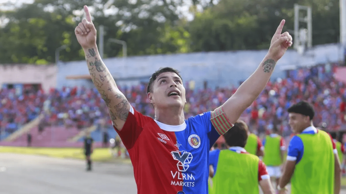 FAS goleó al Platense en el Oscar Quiteño