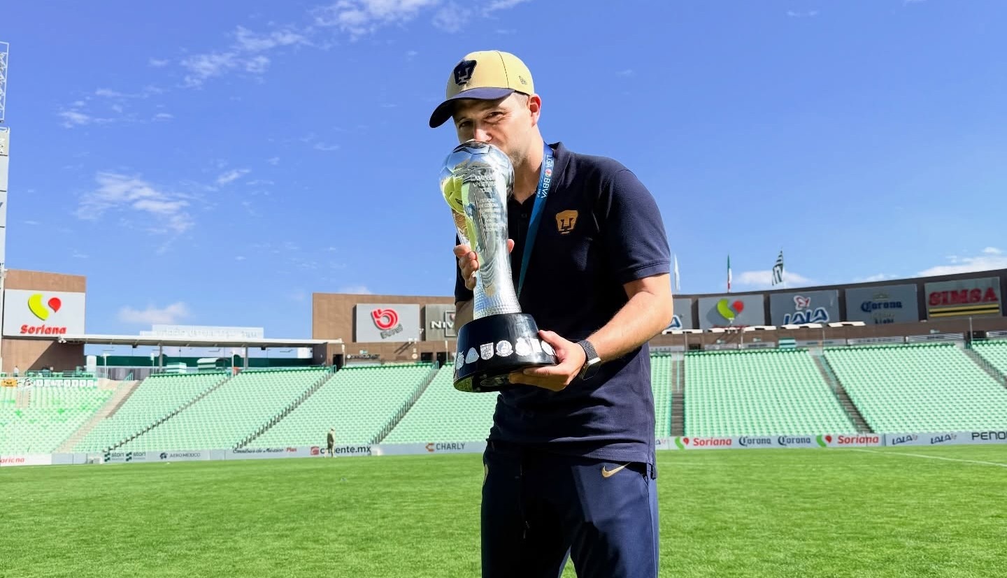 Gerson Pérez saca campeón a la Sub-21 del Pumas de México