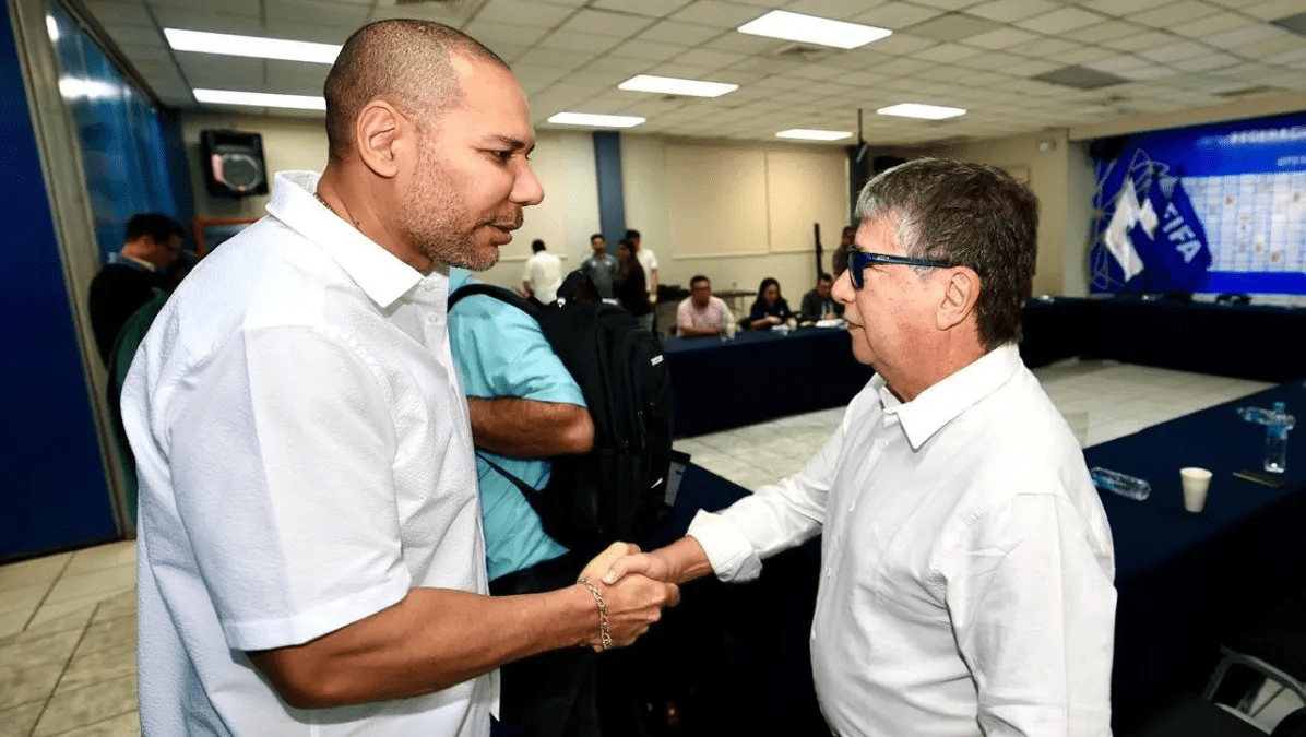 Yamil Bukele se reúne con todos los cuerpos técnicos de selecciones nacionales