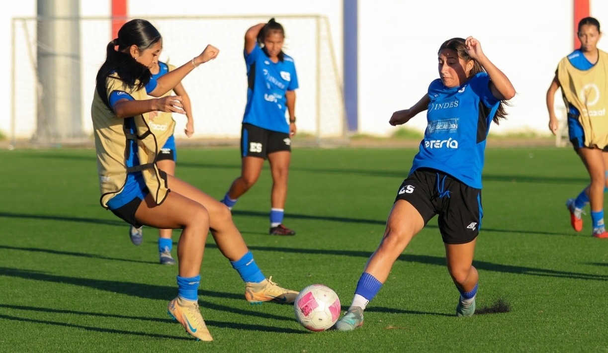 La Selecta Sub-17 femenina arranca su camino mundialista en Curazao