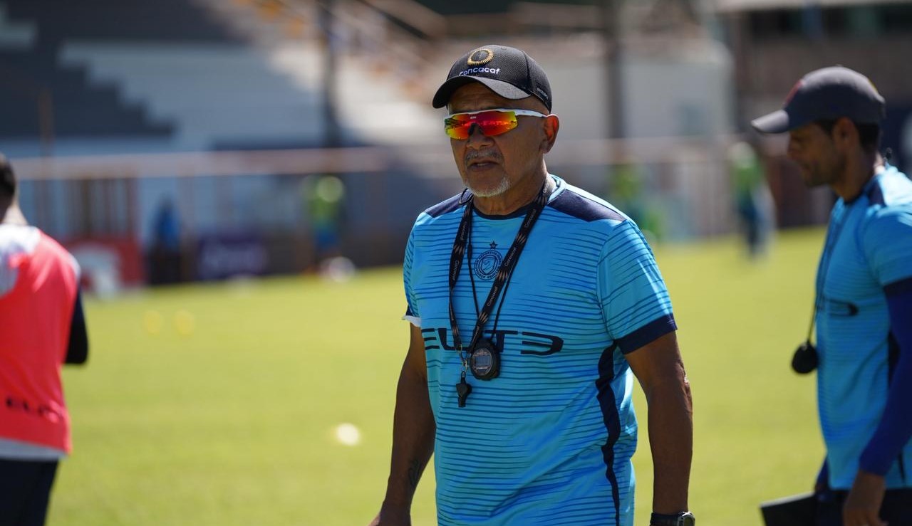 “Este es el equipo que quiero ver” Efraín Burgos