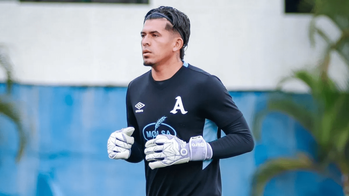 Mario González por medio de sus redes sociales se despide de Alianza