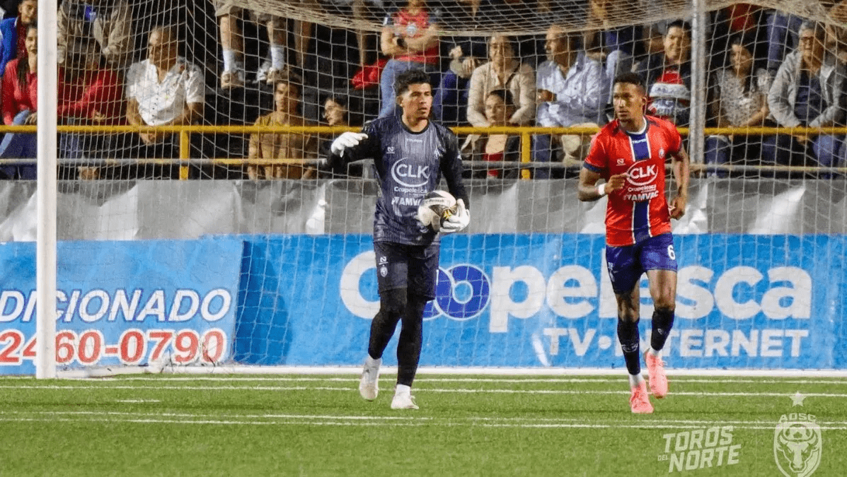 Mario González con nueva portería a cero en Costa Rica