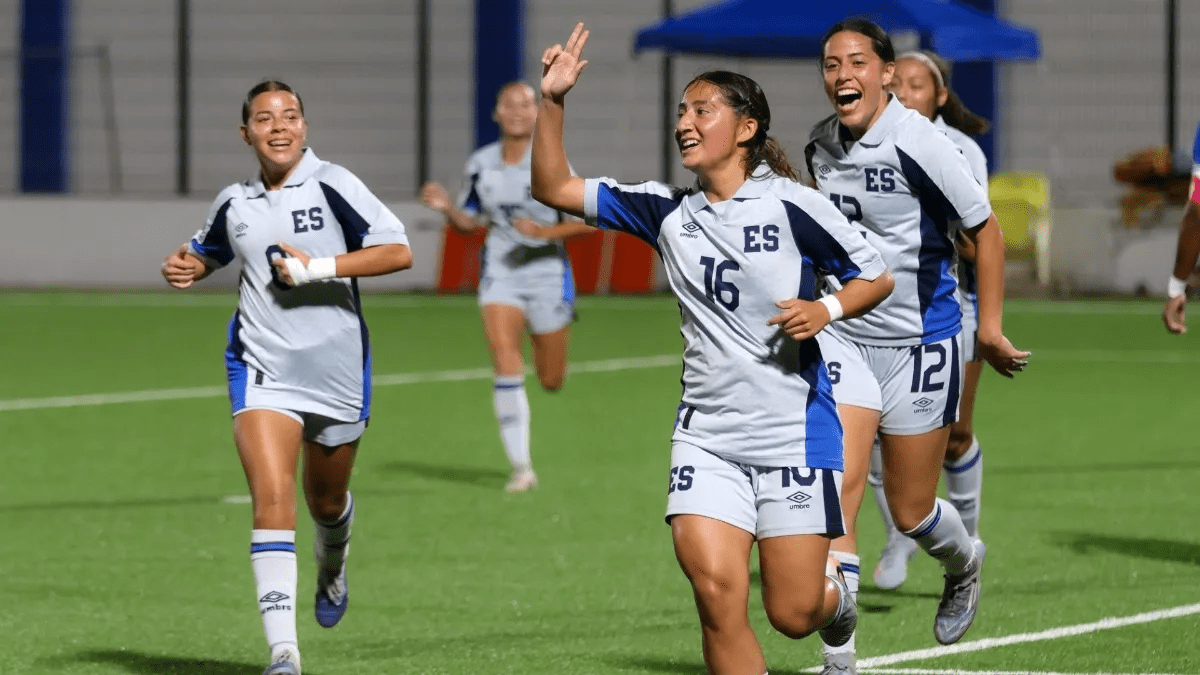 La Selecta Femenina Sub-17 vence a Curazao y líder del grupo F