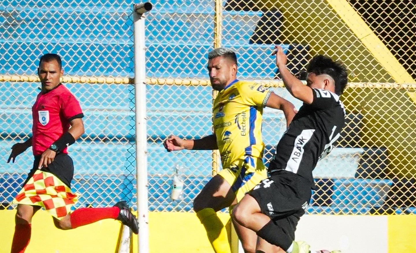 Hércules rescata el empate ante Limeño sobre lo último
