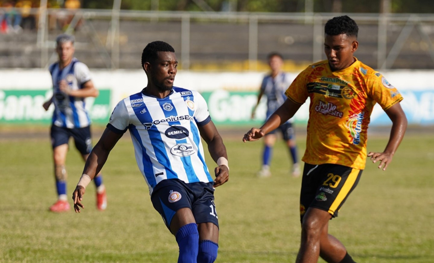 Metapán rescata un empate ante Platense en el Toledo Valle