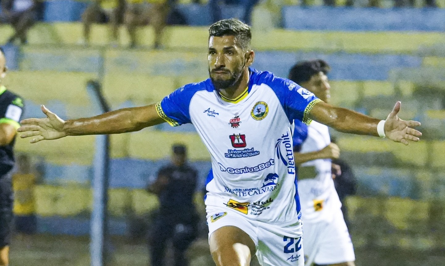 Limeño vence al actual campeón LA Firpo en Santa Rosa de Lima